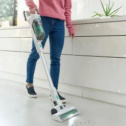 Black + Decker REVSV18D1 Akku Staubsauger ^ Black & Decker Online