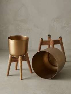 KADIMA DESIGN Blumentopf 2er Set Metall und Massivholz Rund mit Füßen in Gold New