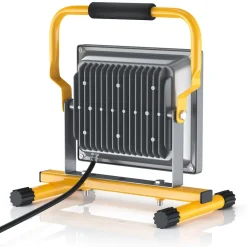 LED Baustrahler für Innen- und Außenbereich 30W / 2500 Lumen / IP65 (wasserfest) ^ Brandson