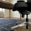 KADIMA DESIGN Bürostuhl Schwarz Stoff drehbar mit Kopfstütze, Synchronmechanik und Wippfunktion bis 120kg New