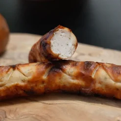 Cheat Meat Vorteilspack Puten-Rostbratwurst Style mit Skyr, 25 Stück (2,5 kg)