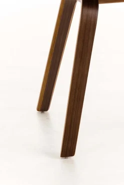CLP Esszimmerstuhl ergonomisch Kingston,Lehnstuhl mit umlaufender Rückenlehne, Holzgestell belastbar bis 150 kg natur/creme Discount