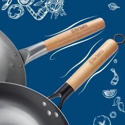 CLP Wok-Set aus Karbonstahl I Flacher oder runder Boden für Gas, Induktion und Grill I Wokpfanne mit Holzgriff, Rezeptbuch & Wokwender Online