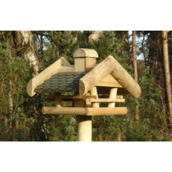 Dobar Futterhaus mit grünem Bitumenschindeln und Futtersilo Best