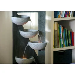 Polyresin-Brunnen mit Pumpe und LED´s, eckig mit 4 Schalen ^ Dobar Discount