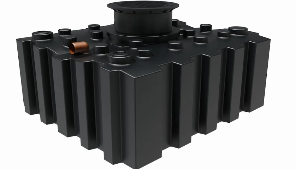 Regenwasser-Flachtank 3.000 l mit Ausgleichsdom und begehbarer Abdeckung ^ GREENLIFE Online