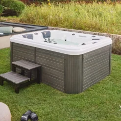 Home Deluxe Outdoor Whirlpool BEACH - Mit Treppe und Thermoabdeckung Sale