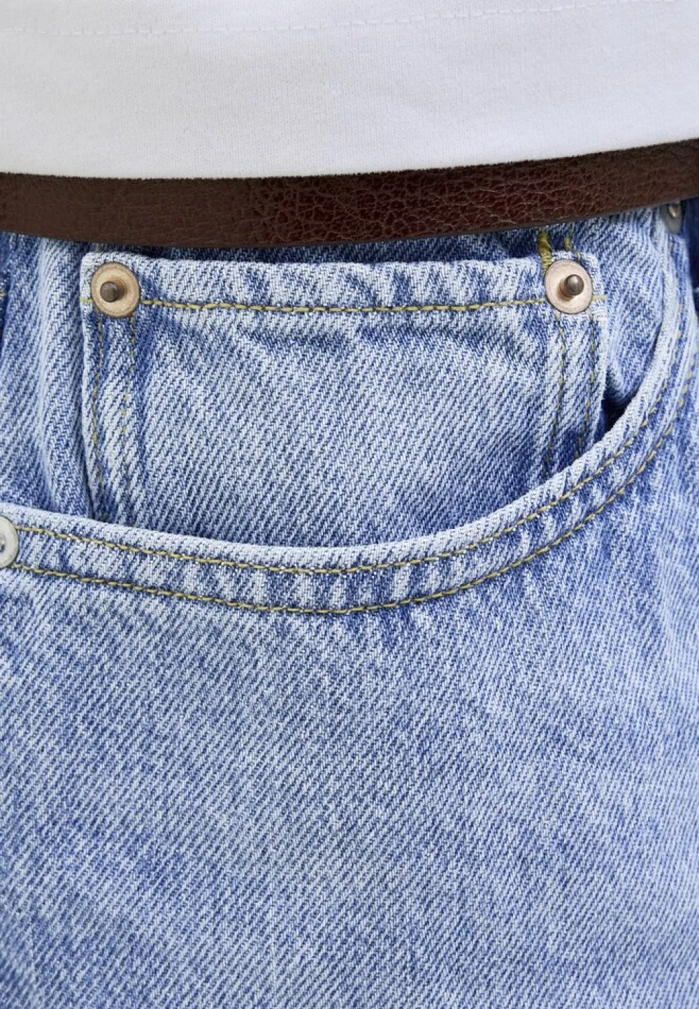 hort TONY Jean-hort ^ JACK & JONES Hot
