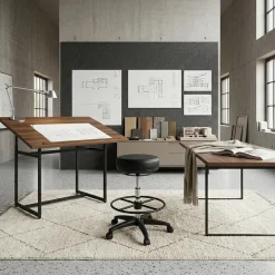 Arbeitshocker Livorno: Höhenverstellbar, Kunstleder-Sitzfläche, Kunststoff-Fußkreuz, drehbare Fußablage, 120 kg Belastbarkeit. ^ KADIMA DESIGN Online