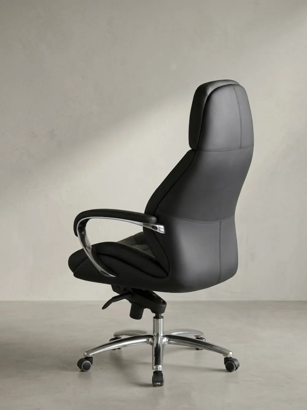 KADIMA DESIGN Chefsessel MIRON aus Leder, Multiblockwippmechanik, bis 120 kg, in 3 Farben verfügbar Schwarz Sale