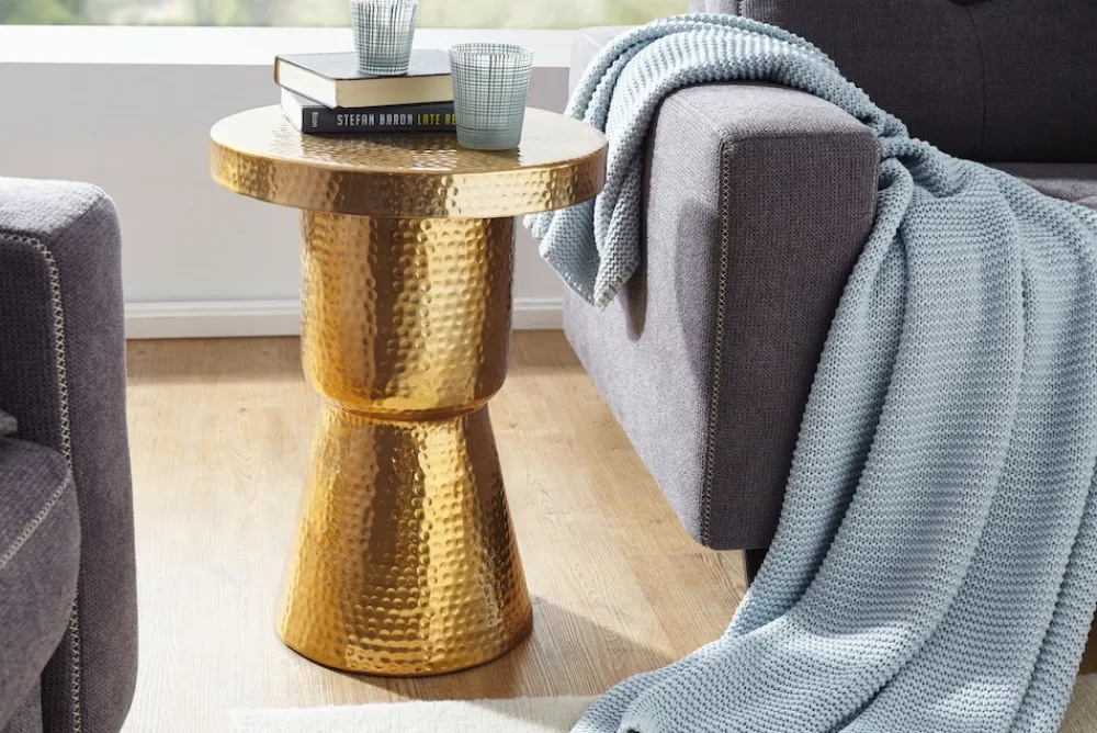 KADIMA DESIGN Orientalischer Dekotisch ENNS: Aluminium, Hammerschlag-Strukturen, 43x59x43 cm Gold