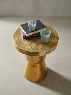 KADIMA DESIGN Orientalischer Dekotisch ENNS: Aluminium, Hammerschlag-Strukturen, 43x59x43 cm Gold