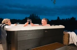 MSpa (ORPC) MSpa Whirlpool OSLO XL Modell 2026 inkl. WiFi, App, LED, UVC (160x160cm) New