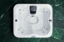 Whirlpool SPARK 170 x 152 x 74 cm - XL / bis zu 4 Personen ^ PassionSpa Online