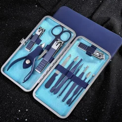 TPFBeauty Maniküre- & Pediküre-Set 12-teilig aus Kunstleder - Schwarz Outlet