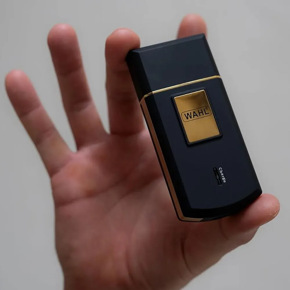 Wahl 07057-016 Travel Shaver Gold Edition Hot
